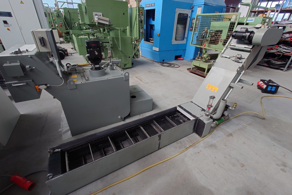 Geiger DECKEL MAHO DMC 63 V 2001